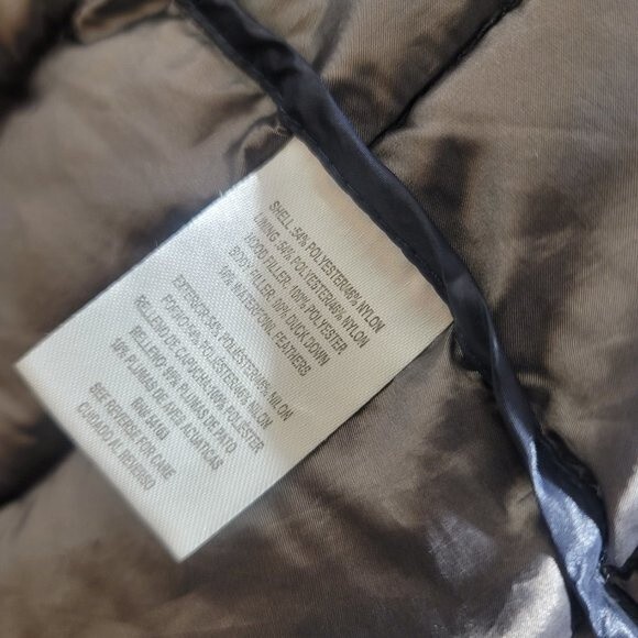 Andrew Marc Lightweight Premium Down Puffer Duck Feather Jacket sz M GUC Flaw - Picture 7 of 10